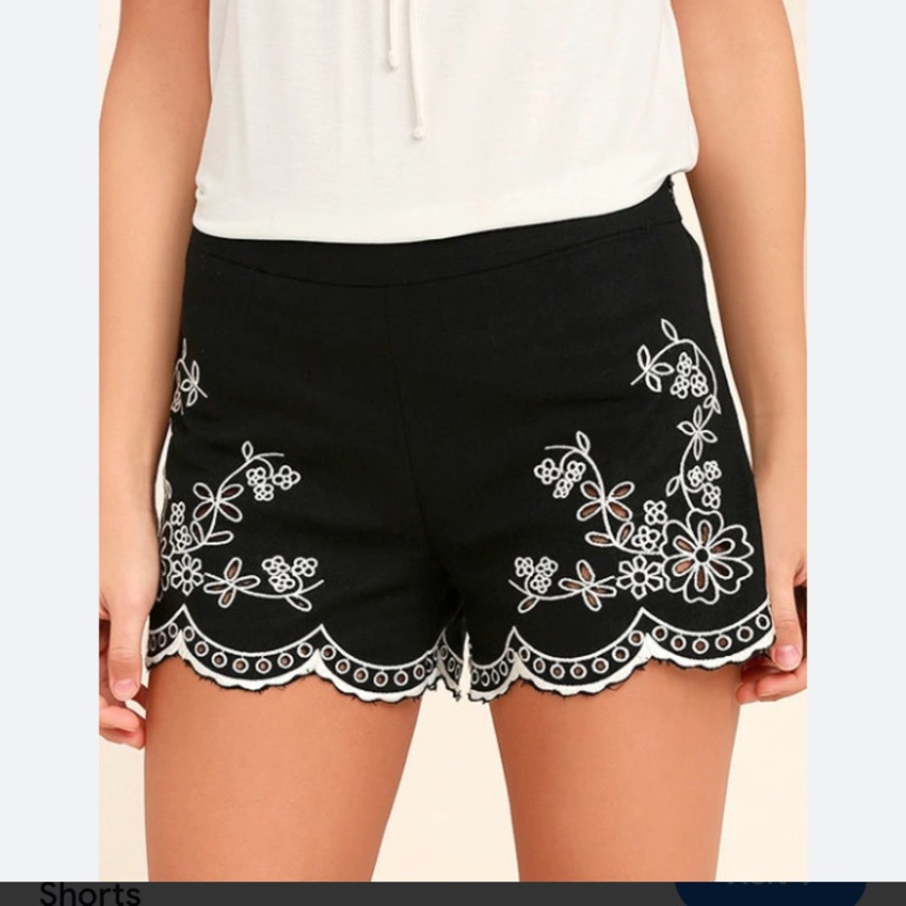 Lulu's Lookout Point Black Embroidered Scalloped Floral Shorts Cottagecore Lux